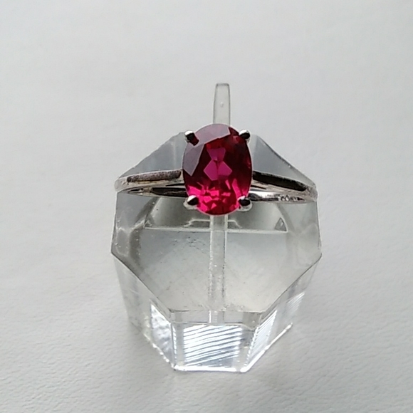 Ruby Ring - Picture 11 of 15